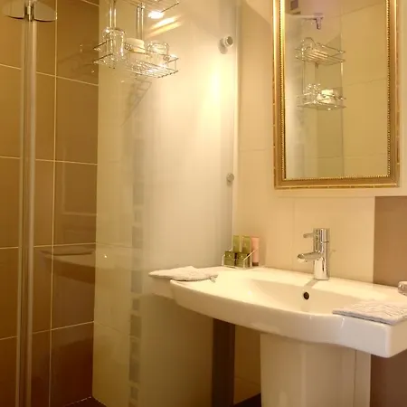 Bed and breakfast Les Vieux Murs Souvigny